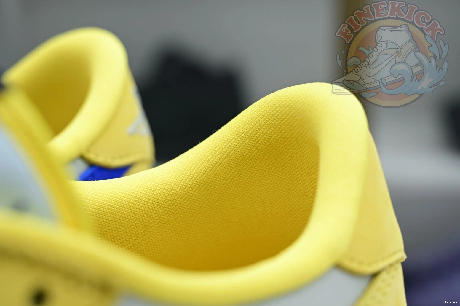 Canary Scott Air x Jordan Jordan 1Low Travis 0205